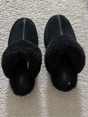 UGG Black Slippers